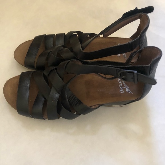 Dansko black flat sandals size 5 - Picture 2 of 6